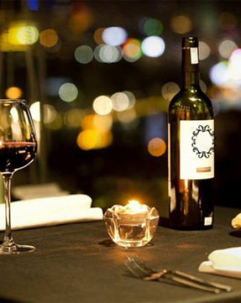 Rượu vang và phong cách sống thanh lịch, chậm rãi