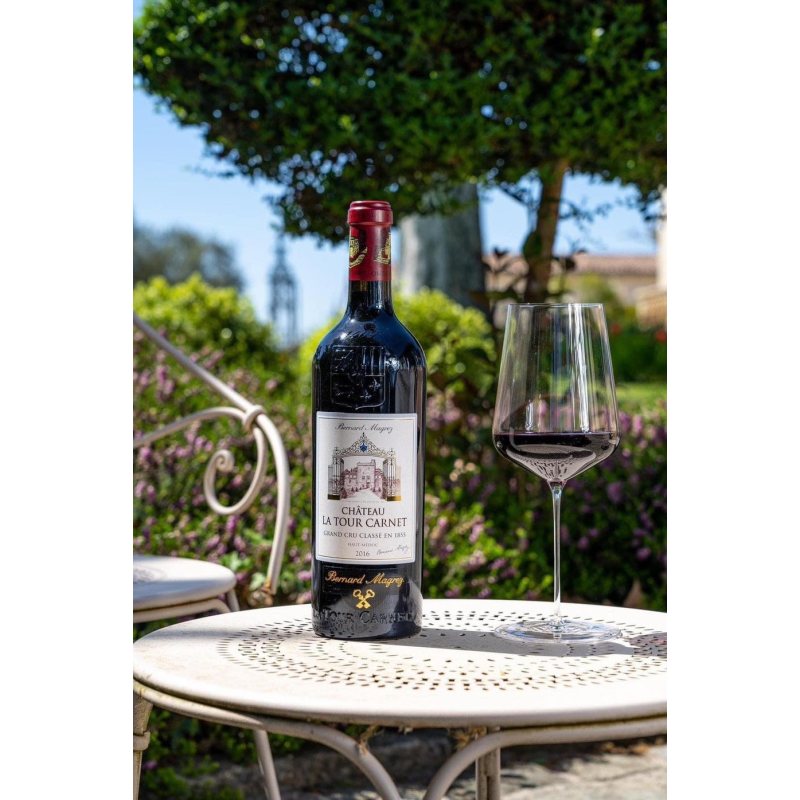 Rượu vang Chateau La Tour Carnet