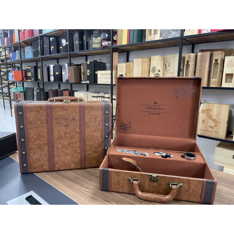 Hộp vang classical mẫu 2