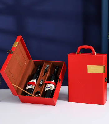 Hộp vang đôi đỏ tươi